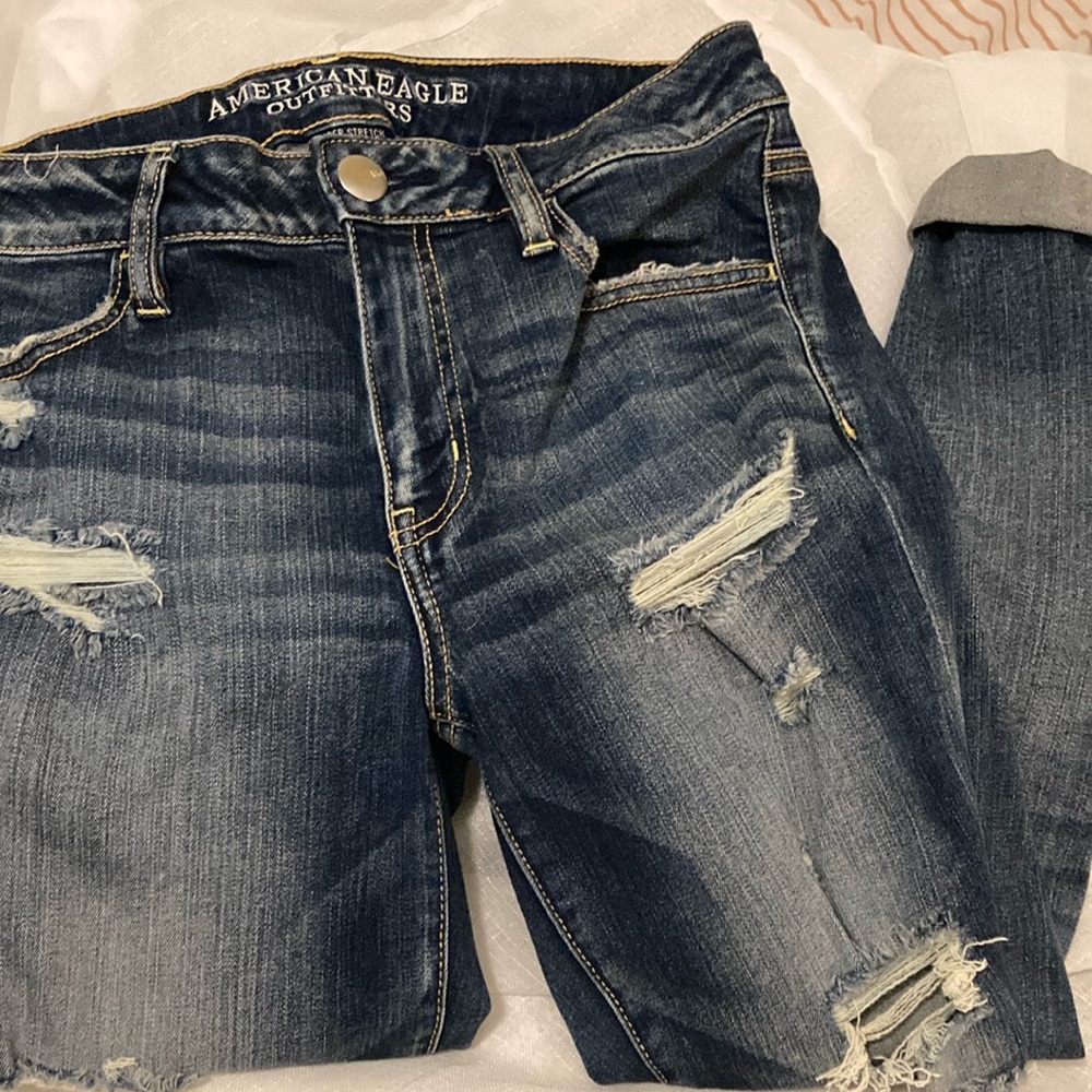 American Eagle super stretch capris, size 10